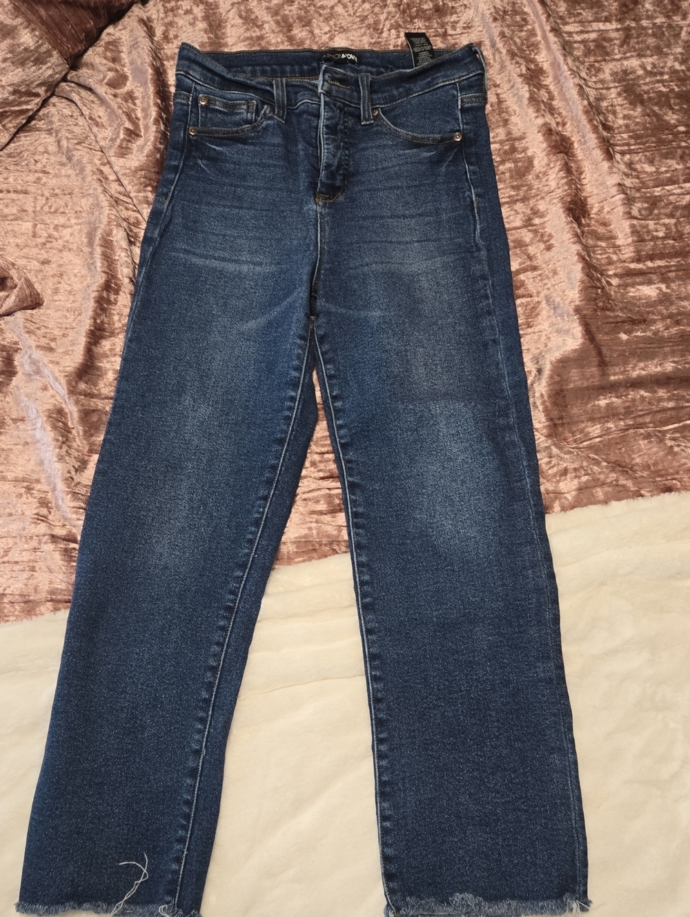 3 Pair Of Women Jeans 2 Fashion Nova And 1 Pair Of Lee From Forever 21 Jeans